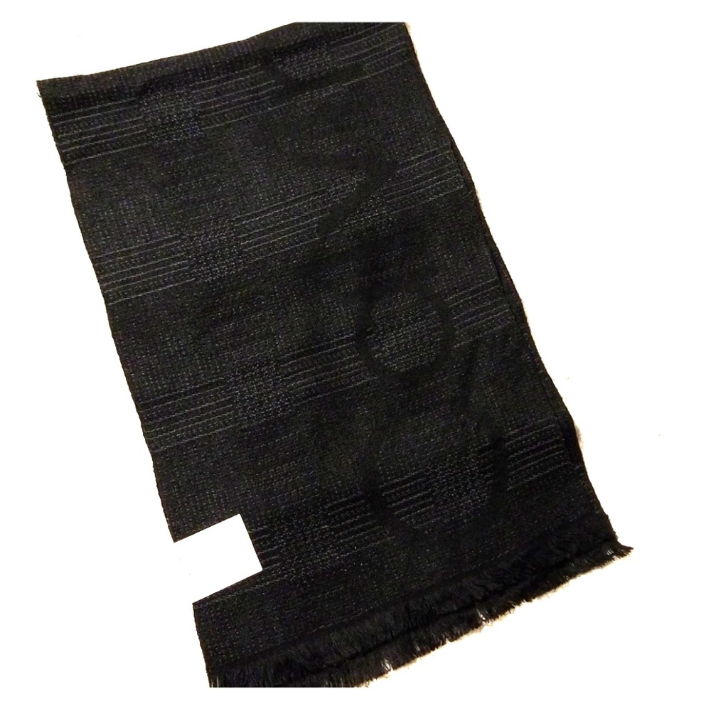 NWT Calvin Klein Black & Gray Pattern plaid Scarf